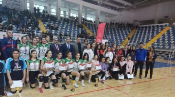 İki Yıl Üst Üste Malatya Şampiyonu Çamlıca Koleji