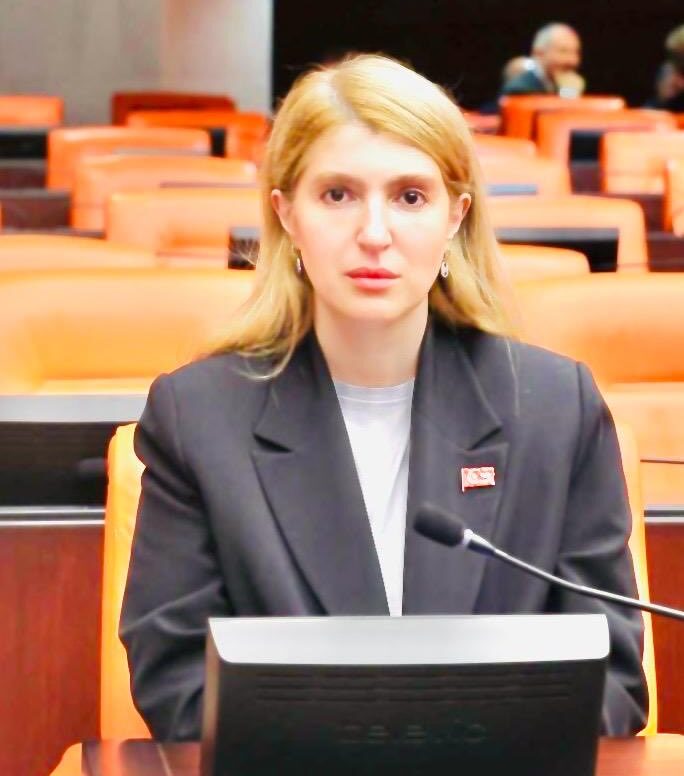 Halkın Vekili İnanç Siraç Kara Ölmeztoprak: “Malatya Sağlıkta Güçlenmeye Devam Ediyor!”