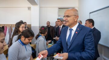 Başkan Er Öğrencileri Fuar’a Davet Etti “Güzel Bir Fuar Olacak”