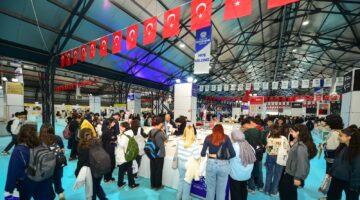 Bir Kitap, Bin Umut… Ama Biraz da Bin Üzünç!